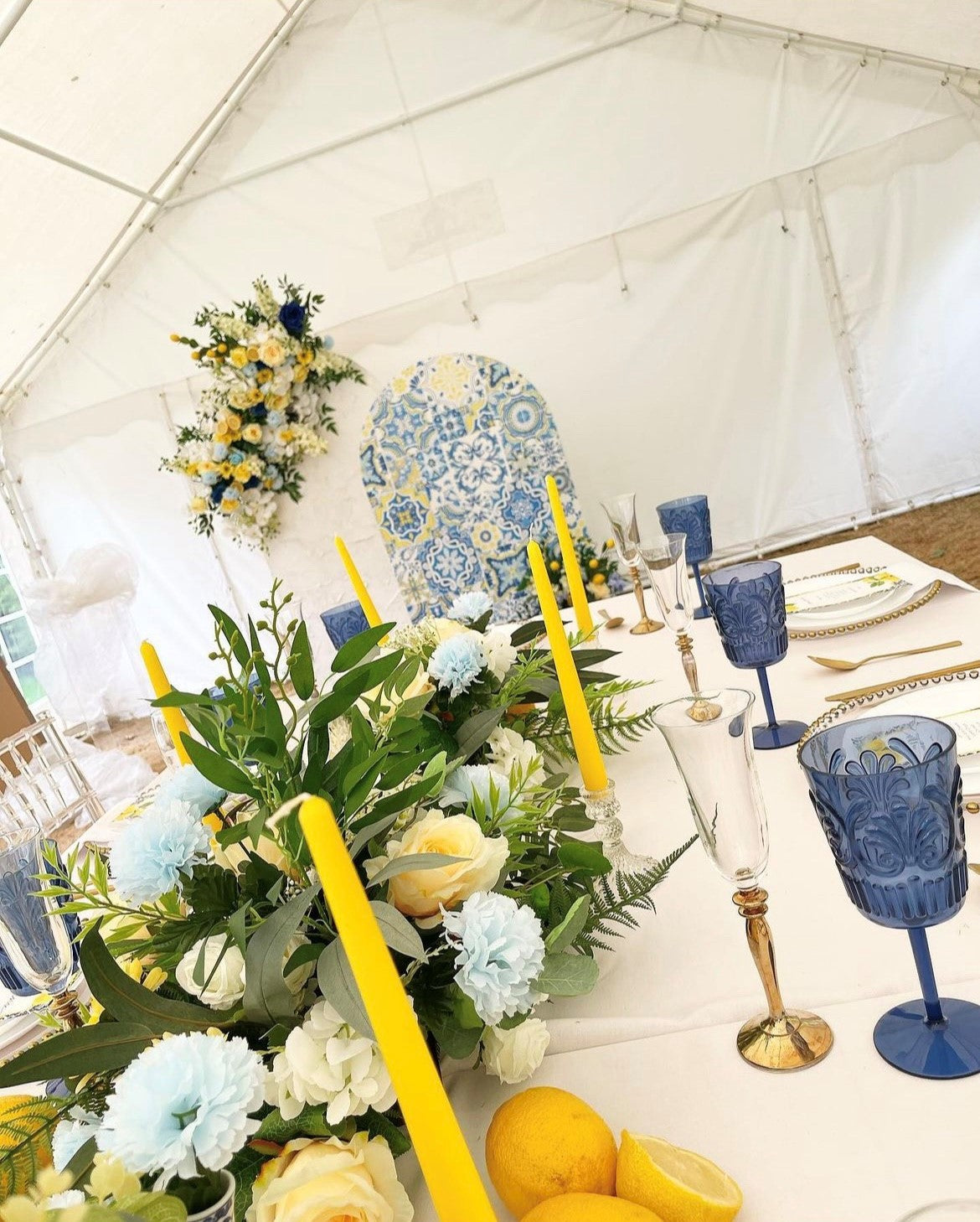 Hire Amalfi Coast Backdrop & Plinth Package